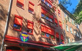 Victoria Boardinghouse